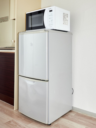 2ドア冷蔵庫、電子レンジ