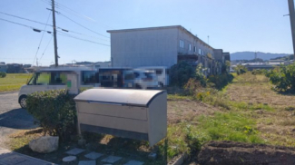 外観を前面道路北側から