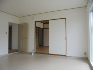 【居間・リビング】