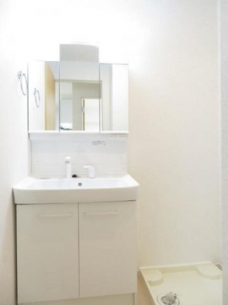 コンパクトで使いやすい洗面所