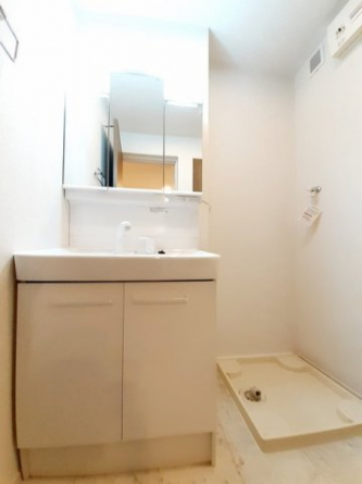 コンパクトで使いやすい洗面所