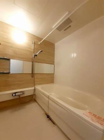 落ち着いた空間のお風呂です