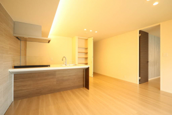 【居間・リビング】