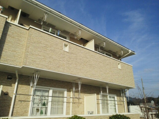 落ち着いた雰囲気の外観です