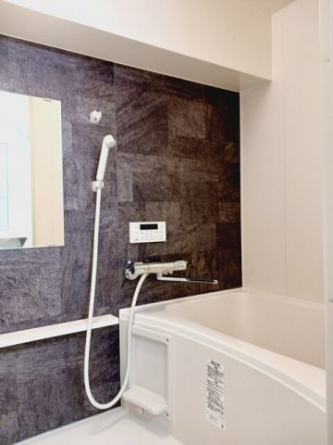 コンパクトで使いやすいお風呂です