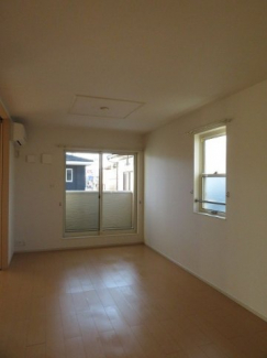 こちらの居間で趣味の時間をお楽しみください