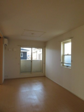 こちらの居間で趣味の時間をお楽しみください