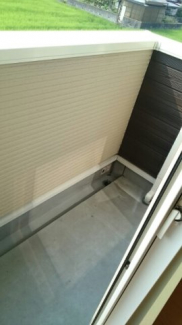 外からの目が気にならないバルコニーで洗濯物が干せます