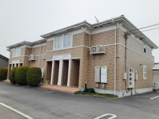 落ち着いた雰囲気の外観です