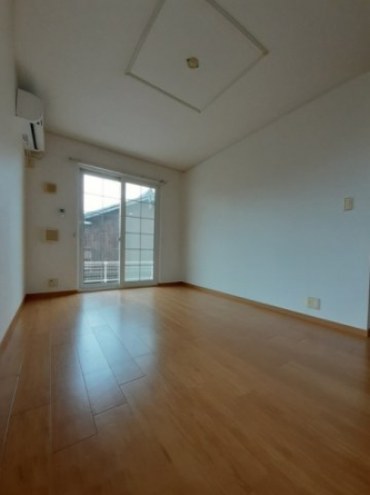 ゆったり過ごせるリビングです