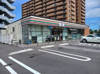 セブンイレブン姫原３丁目店様まで750m