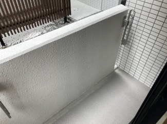 【バルコニー】