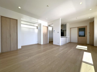 【居間・リビング】