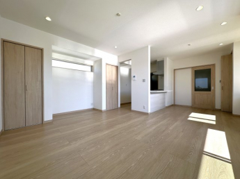 【居間・リビング】