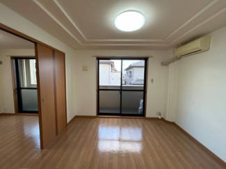 １０帖のＬＤＫ　エアコン・照明付き