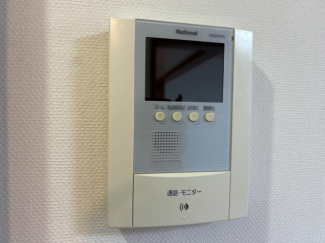 来客相手の顔が分かるテレビモニターホン