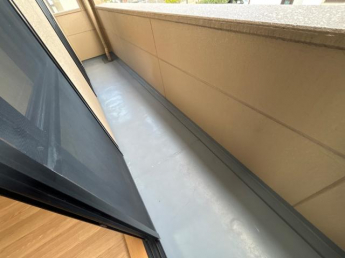 間口が広く洗濯物も干しやすいベランダ