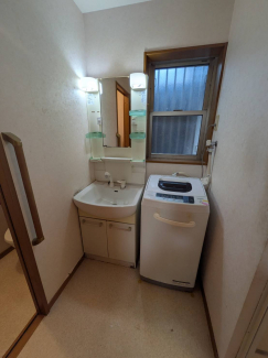 【洗面所】