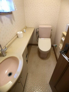 西条市喜多川の店付住宅の画像