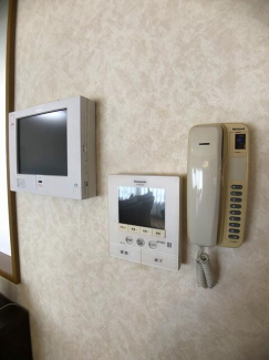 住居部分、モニターホン
