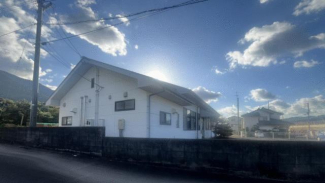 四国中央市土居町小林の事務所の画像