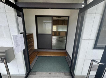 四国中央市土居町小林の事務所の画像