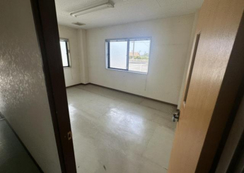 四国中央市土居町小林の事務所の画像