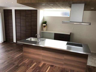 松山市西垣生町の中古一戸建ての画像