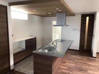 松山市西垣生町の中古一戸建ての画像