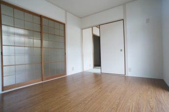 参考、同建物・同間取りの号室