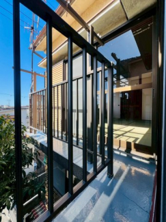 【バルコニー】