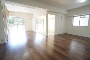 【居間・リビング】