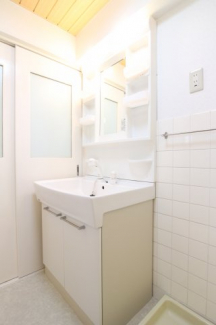 【独立洗面所】