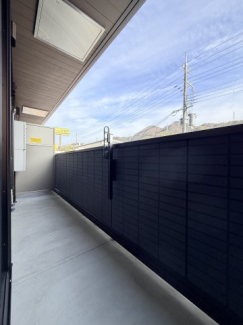 【バルコニー】