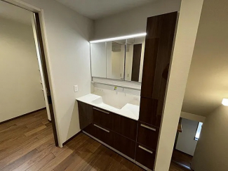 【独立洗面台】