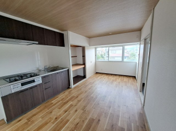 【居間・リビング】