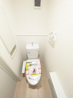 フチなしでお手入れ簡単　節水タイプとなっております