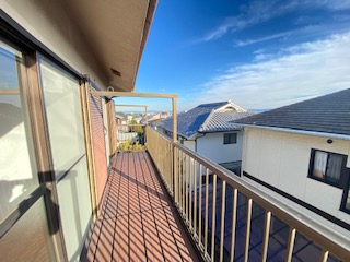 【バルコニー】