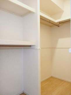 たっぷりとした収納スペースです