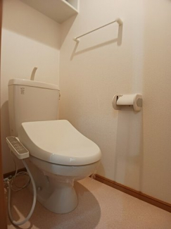 ゆったりとした空間のトイレです