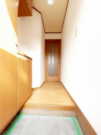 落ち着いた玄関です