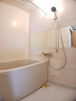 お風呂で日々の疲れを落としましょう