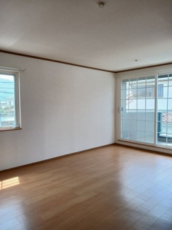 内装は落ち着いています