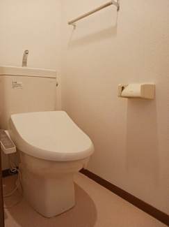 清潔感のあるトイレです