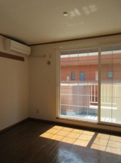 明るい室内です