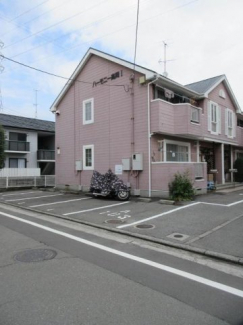 駐車場があるので、車を買う予定の方も安心です