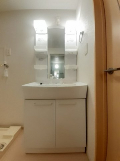 脱衣スペースもあります