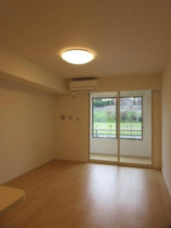 ゆったりとした居間です