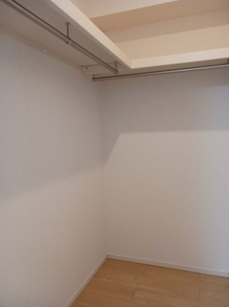 たっぷりとした収納スペースです