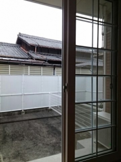 たまにはお庭で休日を過ごしてみるのもよいかもしれません